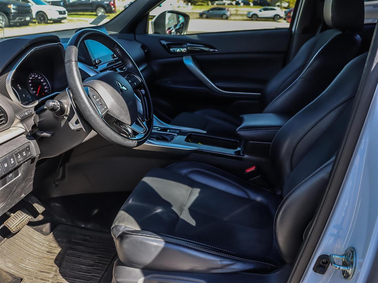 2024 Mitsubishi Eclipse Cross SEL S-AWC Photo