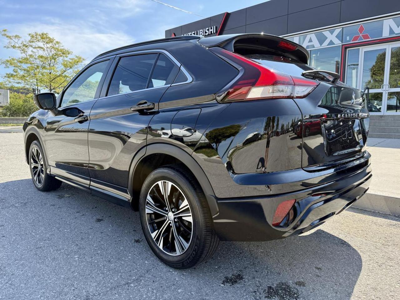 2022 Mitsubishi Eclipse Cross GT S-AWC Photo2