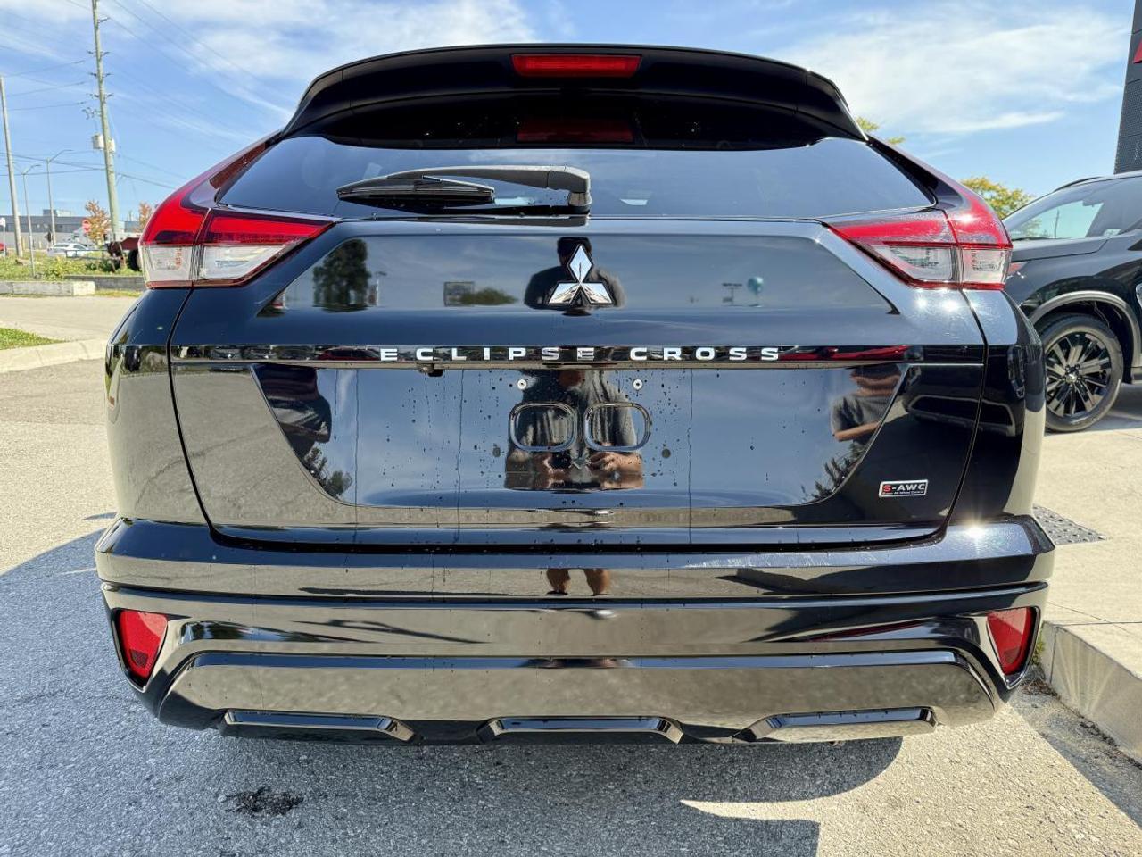 2022 Mitsubishi Eclipse Cross GT S-AWC Photo3