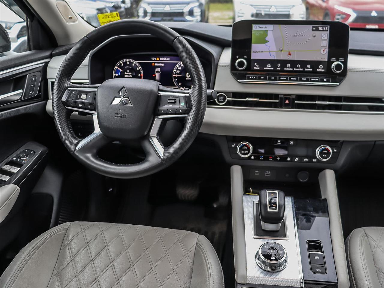 2024 Mitsubishi Outlander GT S-AWC Photo