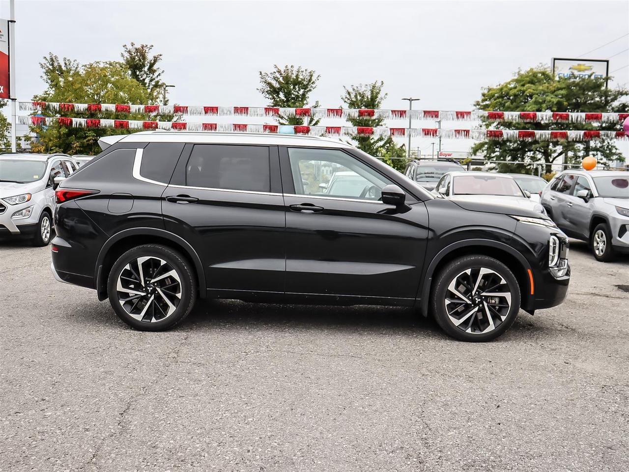 2024 Mitsubishi Outlander GT S-AWC Photo