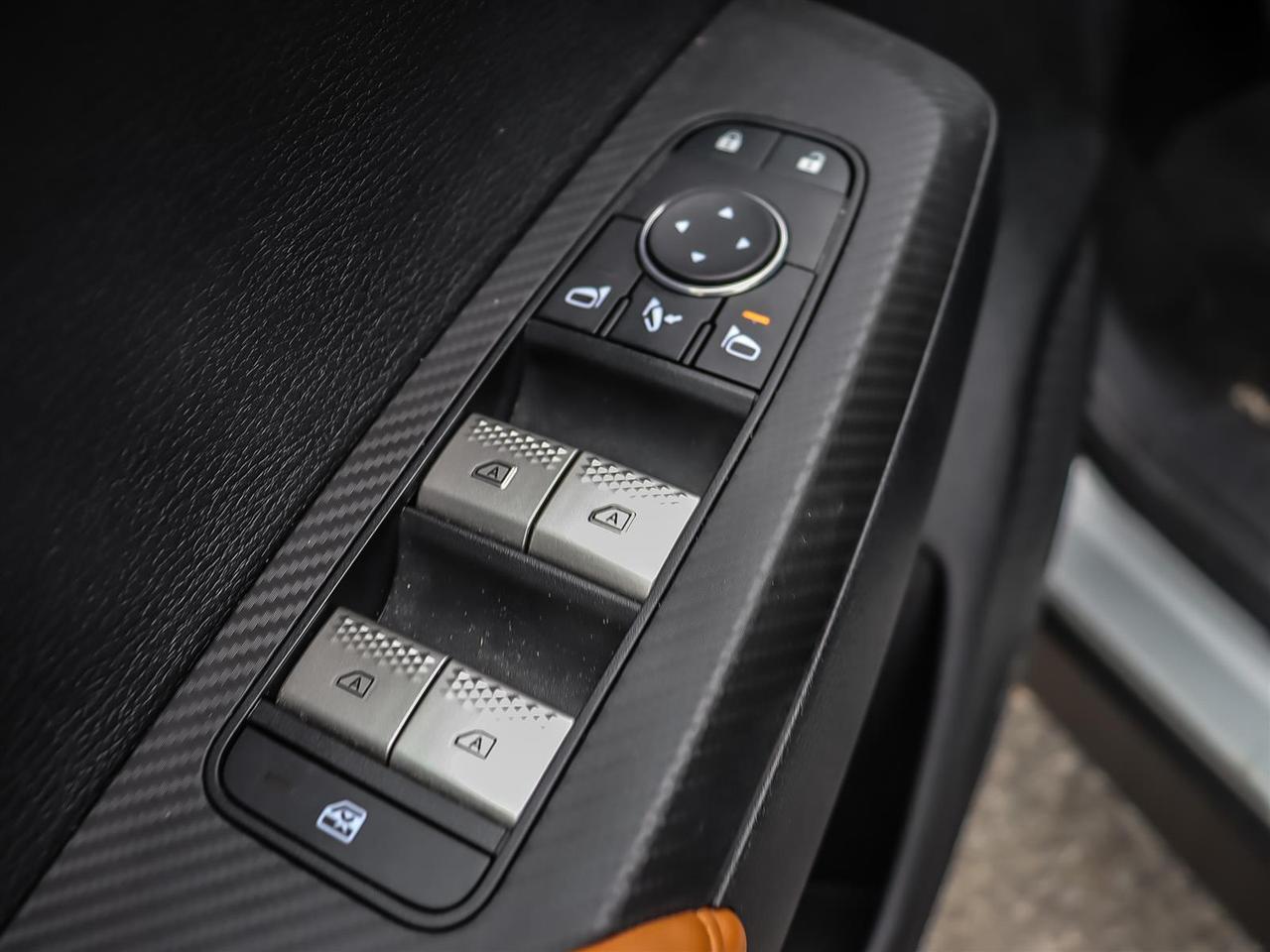 2024 Mitsubishi Outlander GT PREMIUM S-AWC Photo