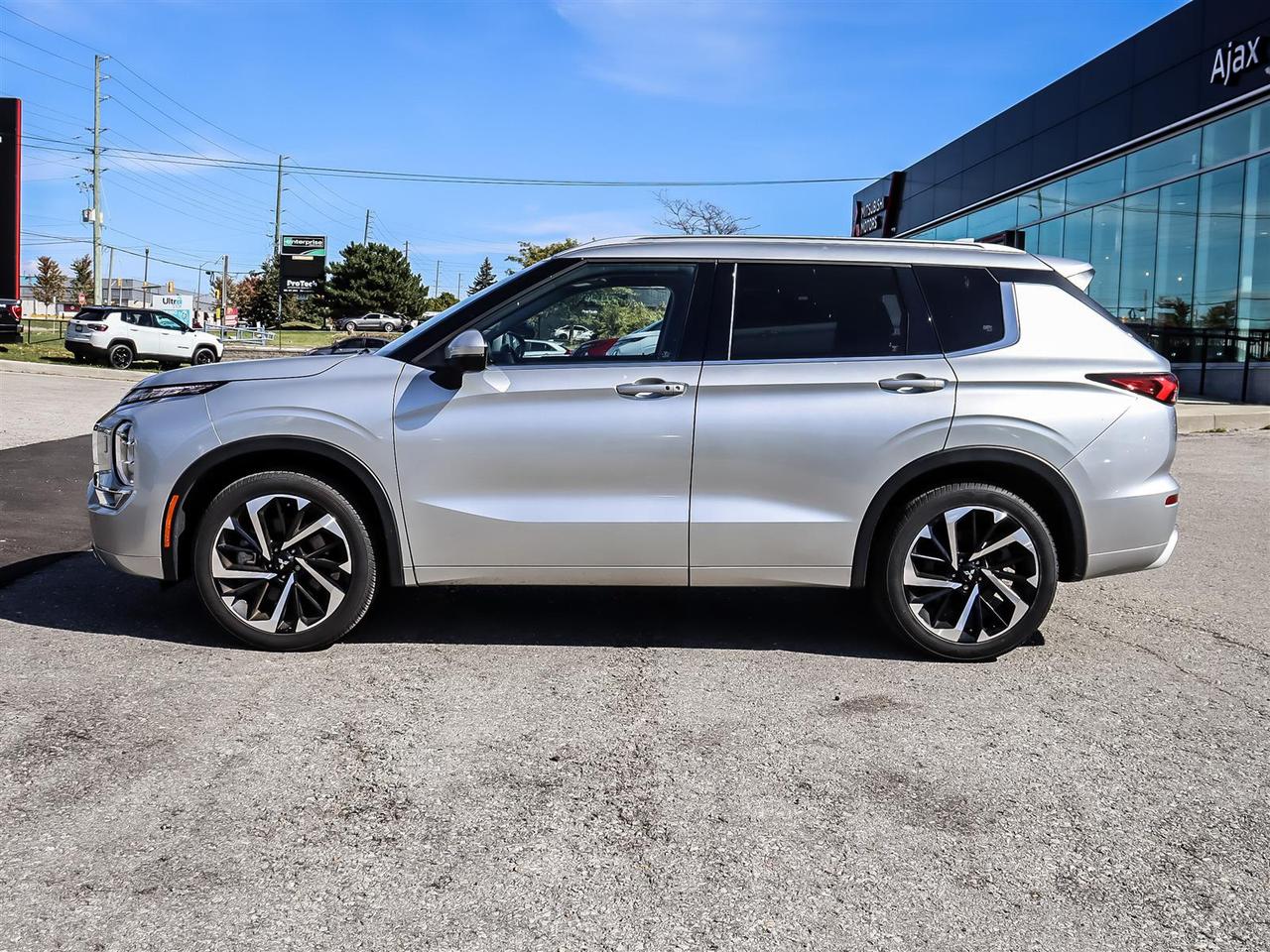 2024 Mitsubishi Outlander GT S-AWC Photo4