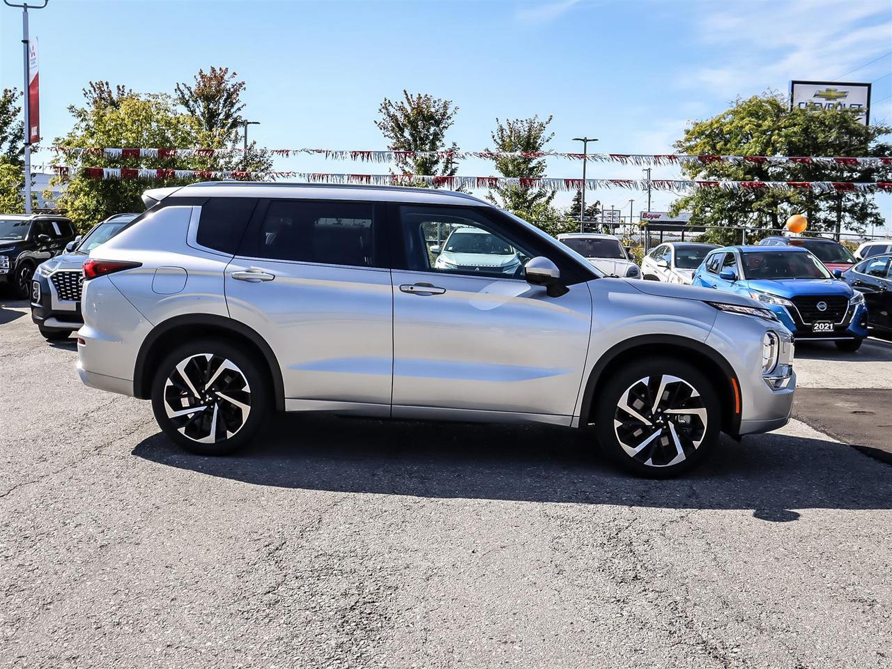 2024 Mitsubishi Outlander GT S-AWC Photo