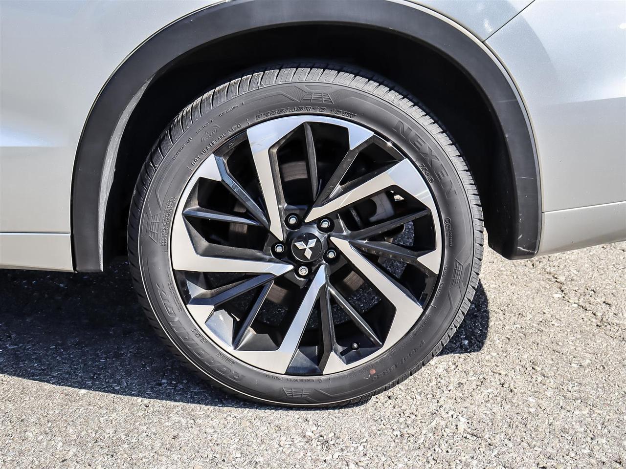 2024 Mitsubishi Outlander GT S-AWC Photo