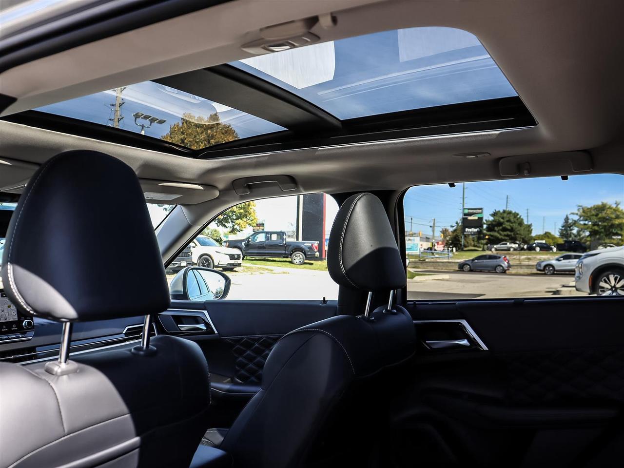 2024 Mitsubishi Outlander GT S-AWC Photo