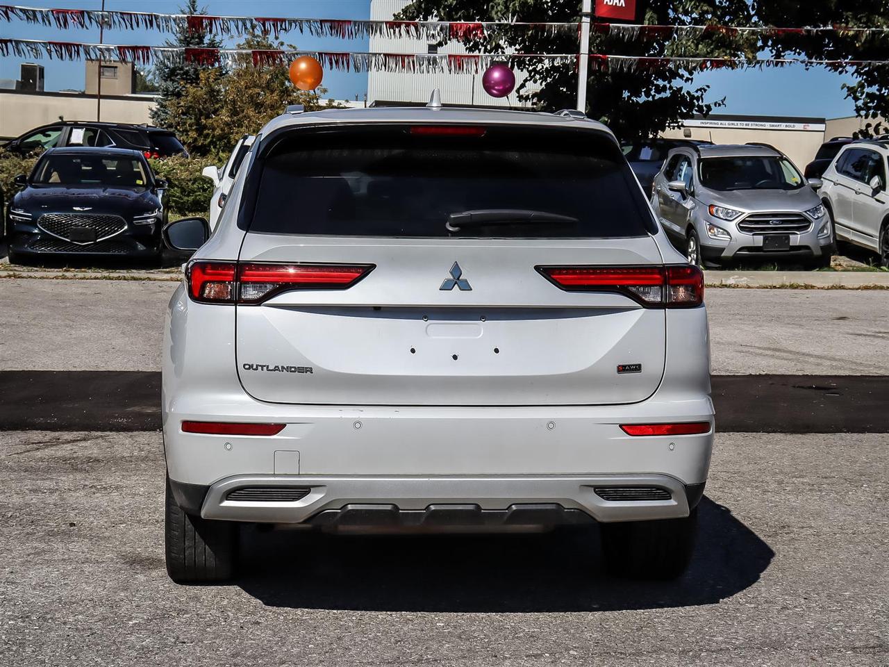 2024 Mitsubishi Outlander SEL S-AWC Photo3
