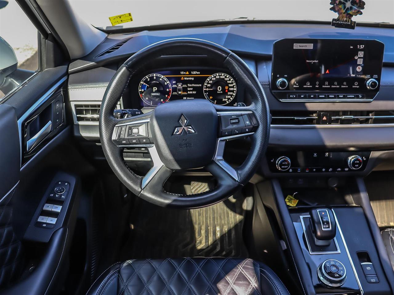 2024 Mitsubishi Outlander SEL S-AWC Photo
