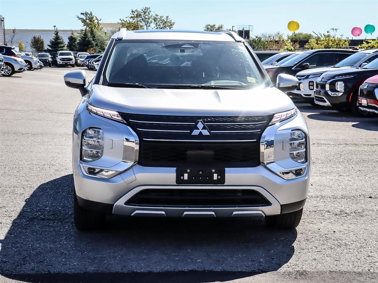 2024 Mitsubishi Outlander SE S-AWC Photo5