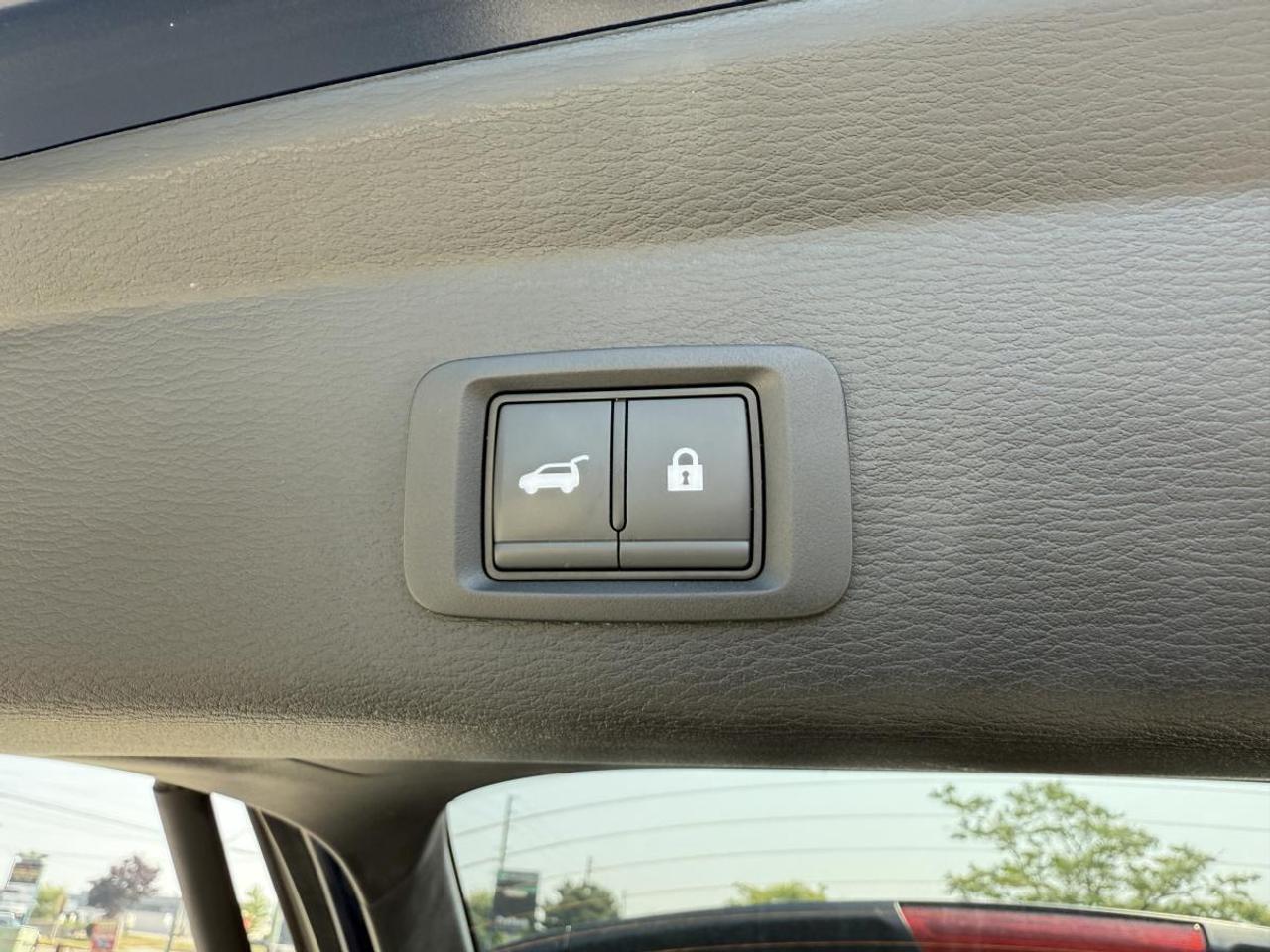 2024 Mitsubishi Outlander SE S-AWC Photo