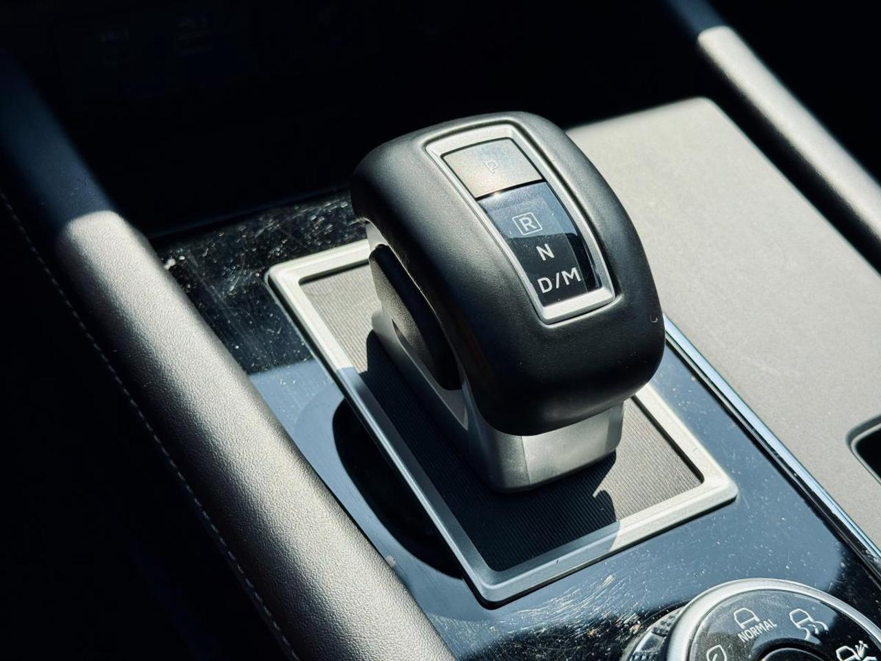 2024 Mitsubishi Outlander SE S-AWC Photo