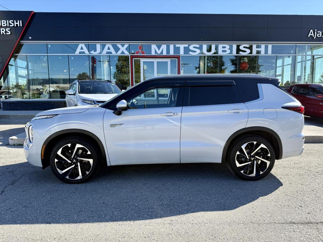 2024 Mitsubishi Outlander Phev GT S-AWC Photo1