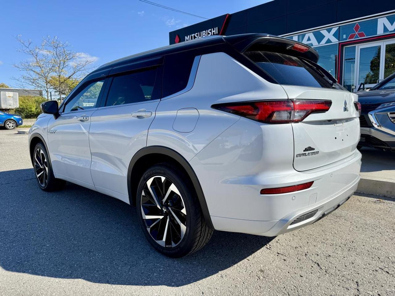2024 Mitsubishi Outlander Phev GT S-AWC Photo