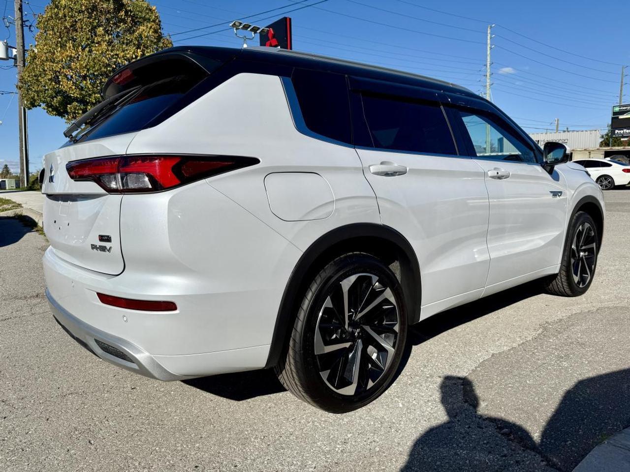 2024 Mitsubishi Outlander Phev GT S-AWC Photo