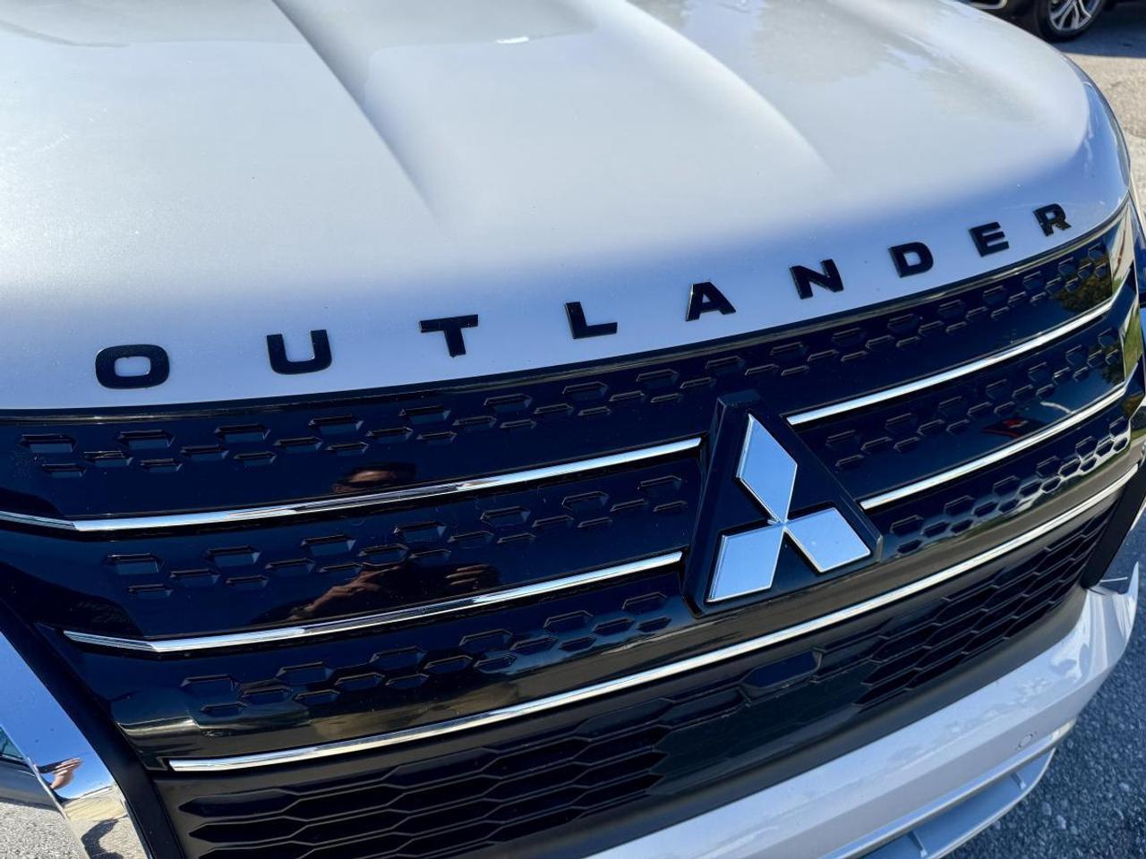 2024 Mitsubishi Outlander Phev GT S-AWC Photo