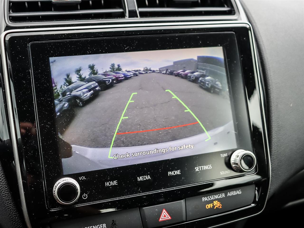 2025 Mitsubishi RVR ES FWD Photo