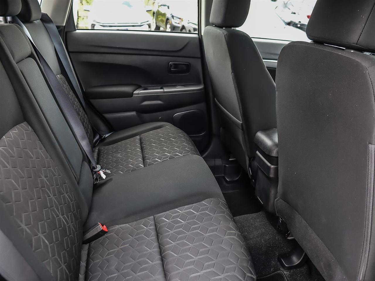 2026 Mitsubishi RVR ES AWC Photo