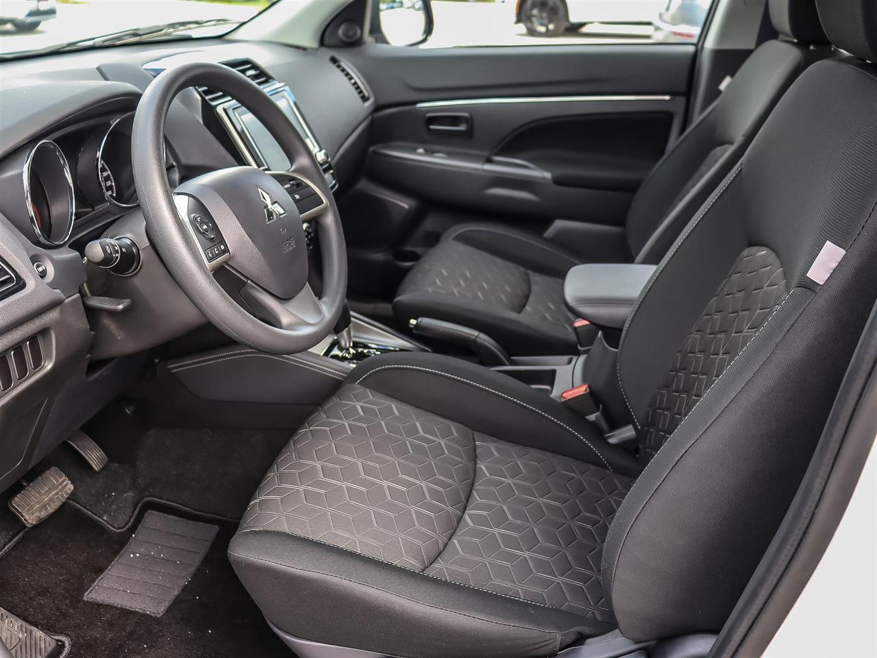2026 Mitsubishi RVR ES AWC Photo