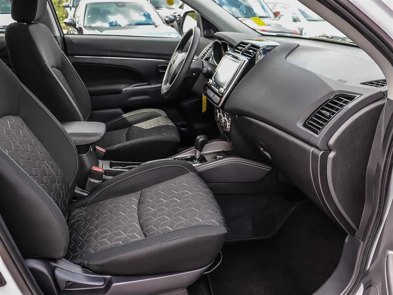 2026 Mitsubishi RVR ES AWC Photo