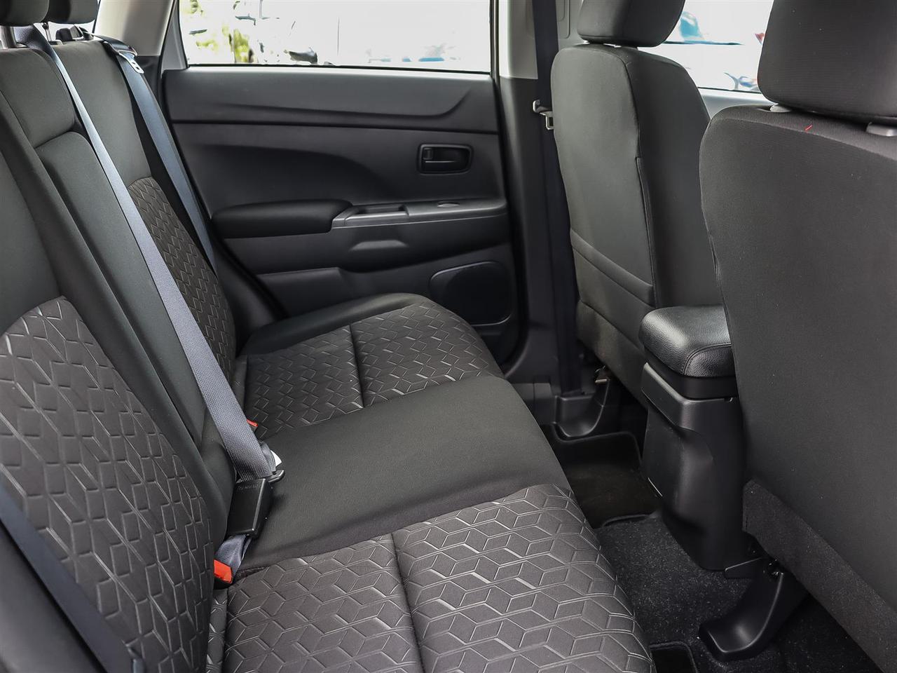 2026 Mitsubishi RVR ES AWC Photo