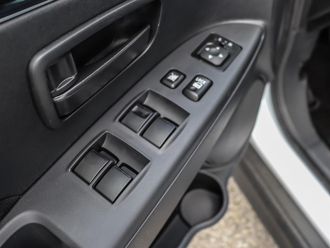 2026 Mitsubishi RVR ES AWC Photo