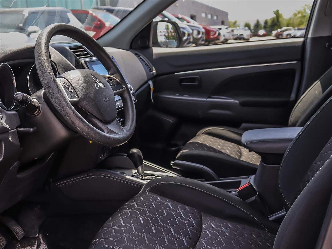 2024 Mitsubishi RVR ES AWC Photo1
