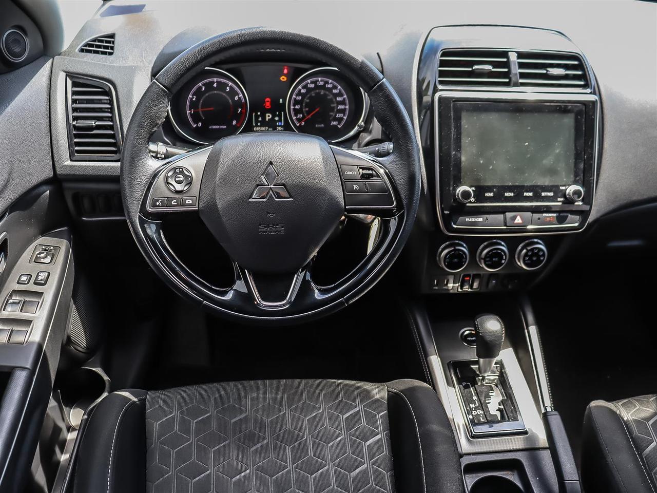2022 Mitsubishi RVR 2.4L SE AWC - CVT Photo