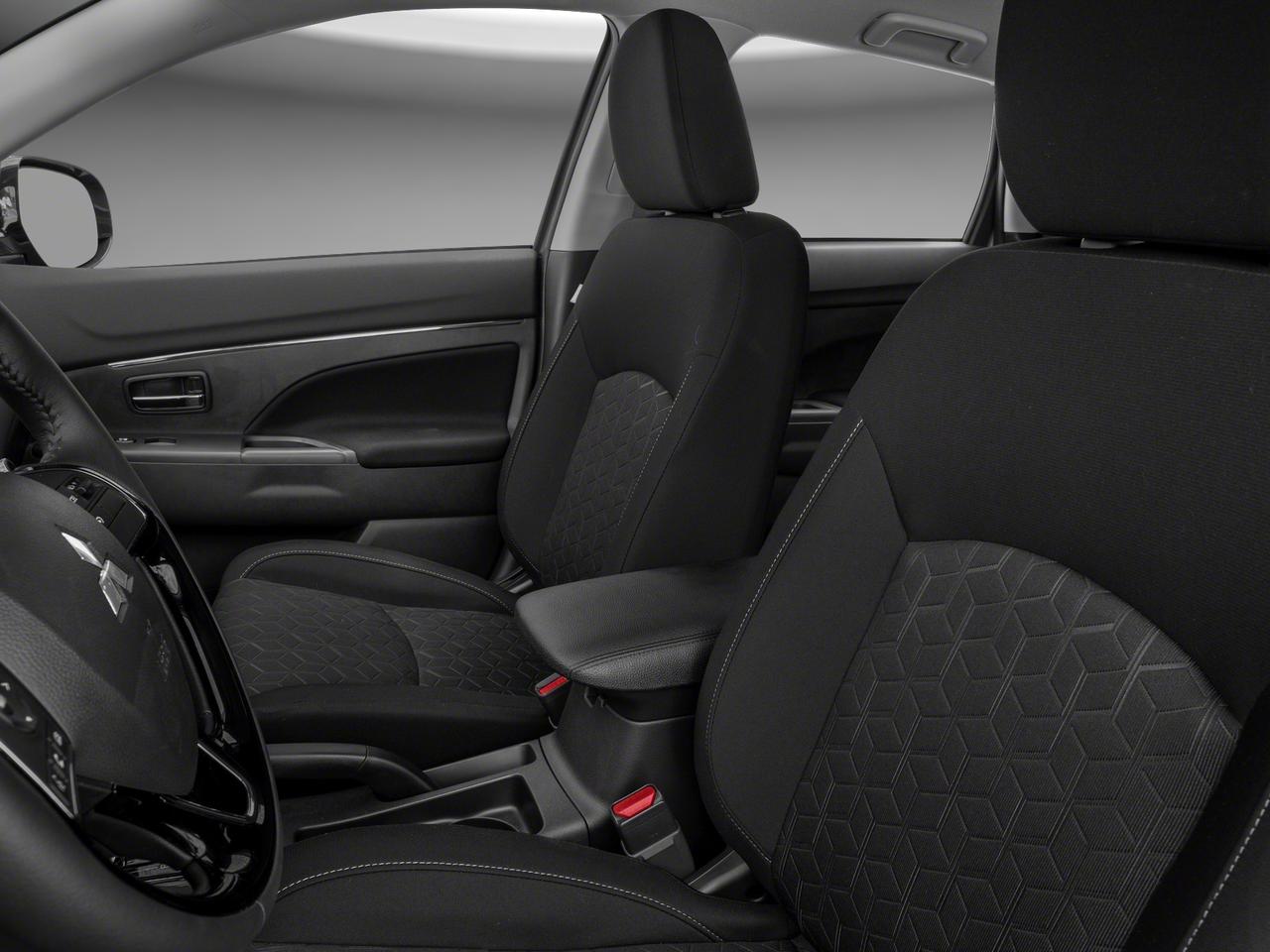 2026 Mitsubishi RVR NOIR AWC Photo4