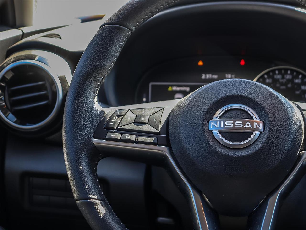2023 Nissan Kicks SV CVT Photo