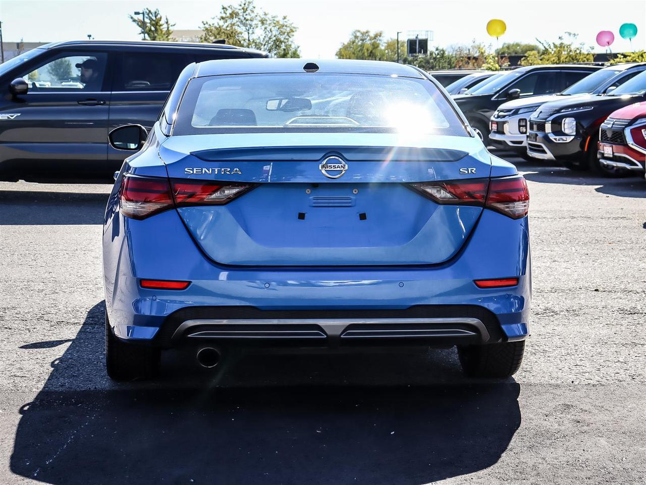 2021 Nissan Sentra SR CVT (2) Photo
