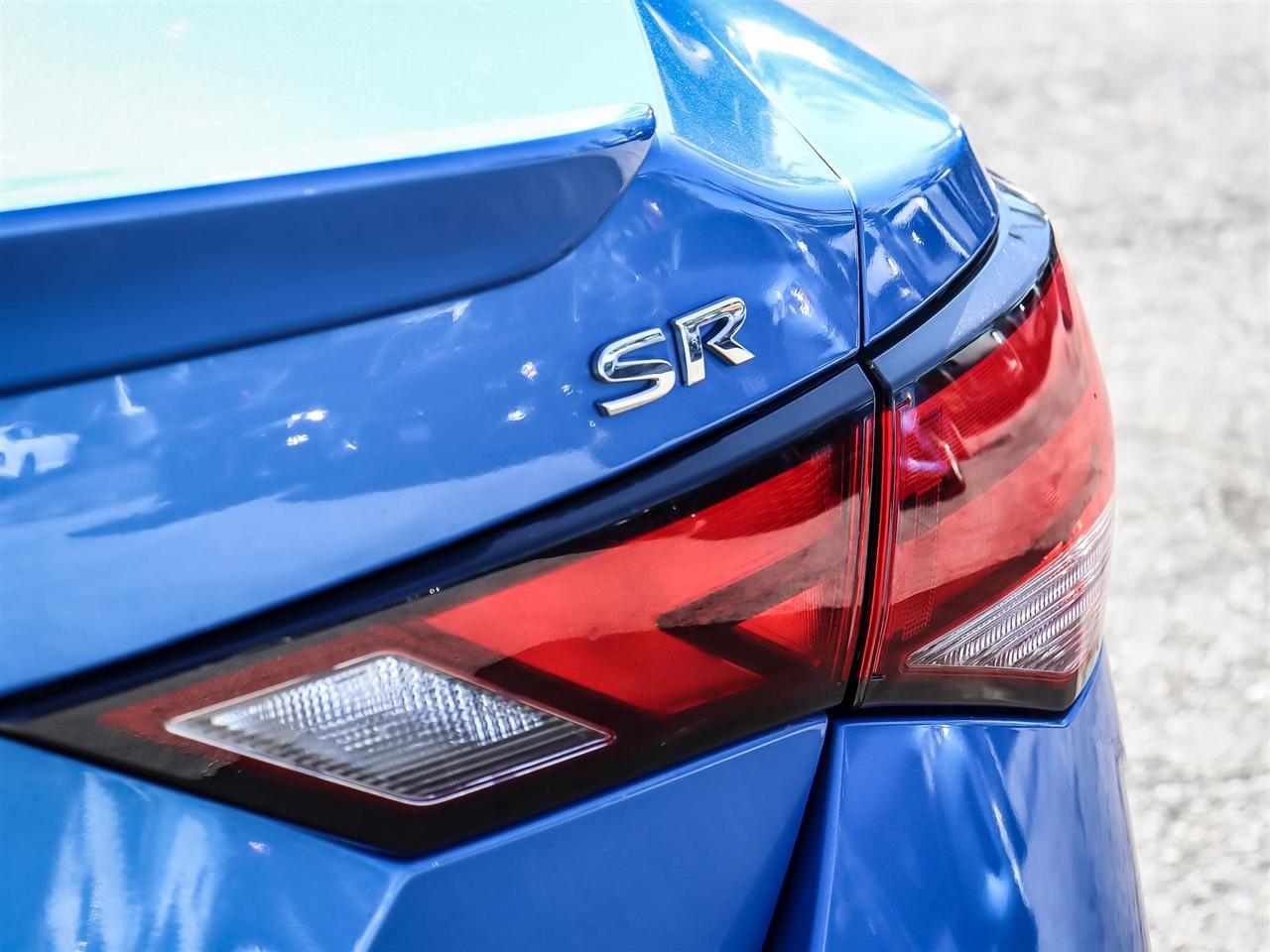 2021 Nissan Sentra SR CVT (2) Photo