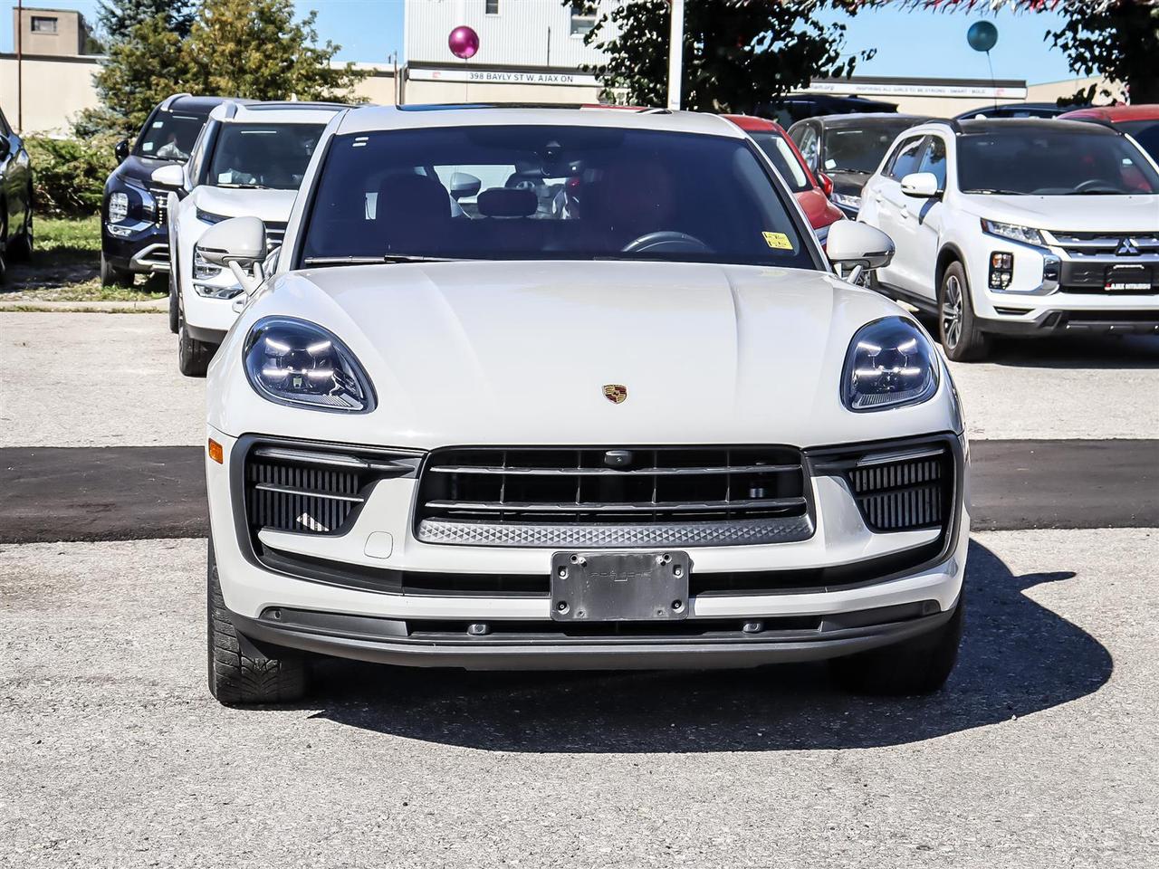 2023 Porsche Macan S Photo1