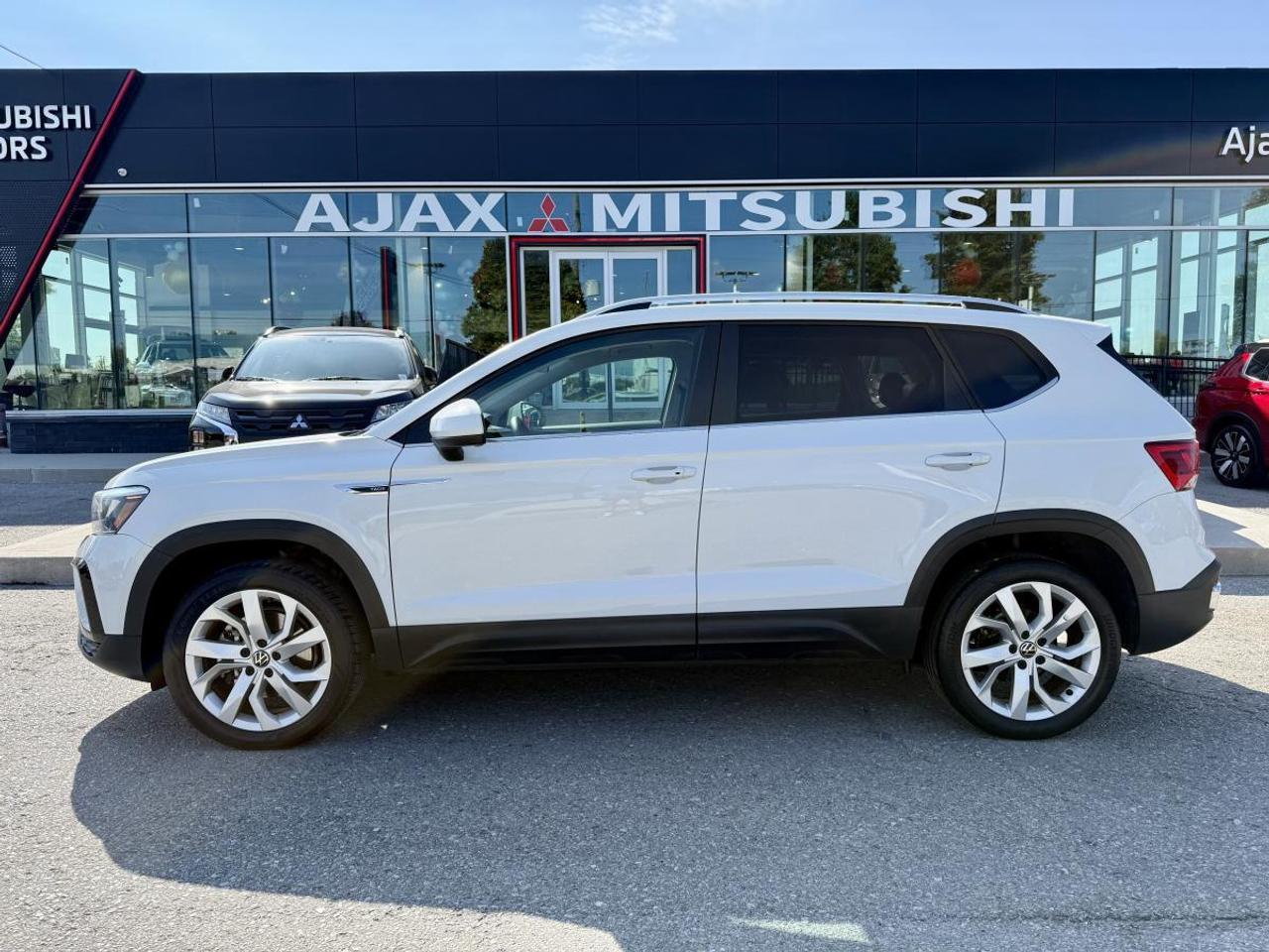 2022 Volkswagen Taos Comfortline 1.5T 8sp at w/ Tip Photo1
