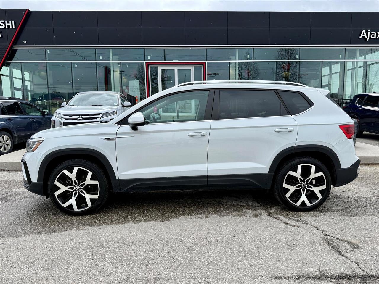 2022 Volkswagen Taos Highline 1.5T 7sp at DSG w/ Tip 4M Photo1