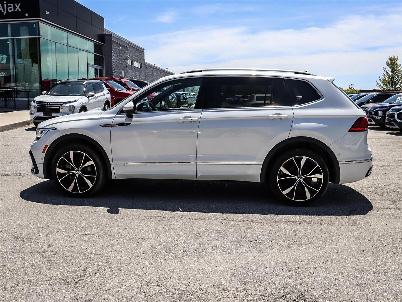 2024 Volkswagen Tiguan Highline R-Line 2.0T 8sp at w/Tip 4M Photo