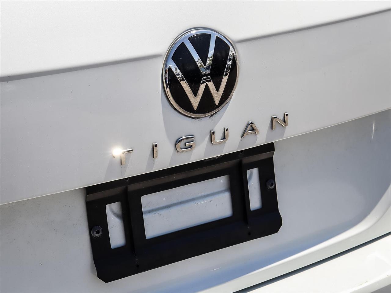 2024 Volkswagen Tiguan Highline R-Line 2.0T 8sp at w/Tip 4M Photo
