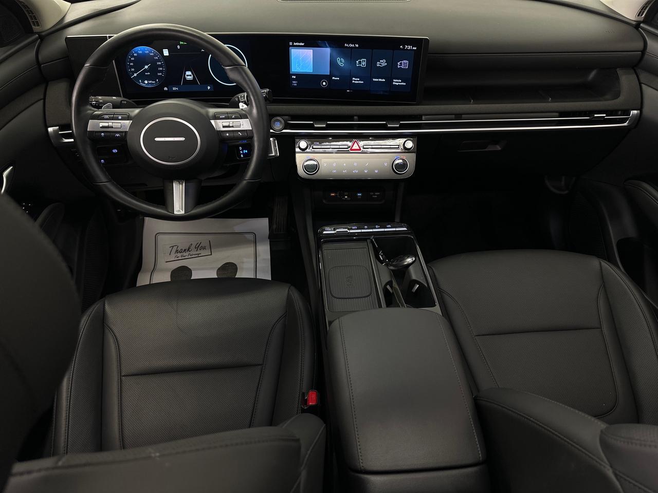 2026 Hyundai Tucson Preferred w/Trend Package PREFERRED/TREND PKG/AWD/LEATHER/PANOROOF/6800KM/1 OWNER! Photo