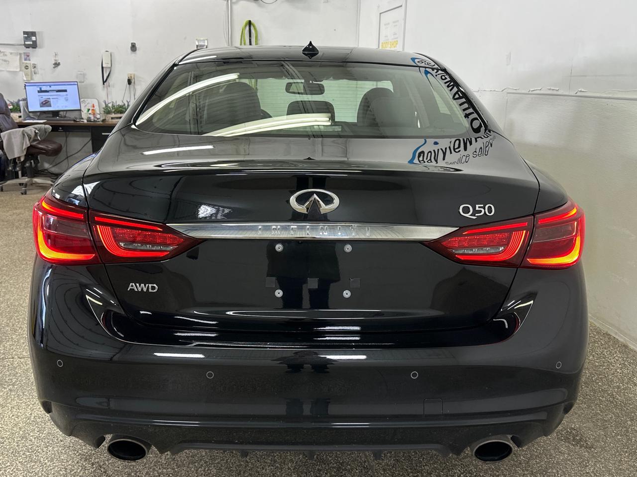 2024 Infiniti Q50 Luxe LUXE/AWD/LEATHER/ROOF/NAVI/28KM/OFF 1 OWNER LEASE! Photo