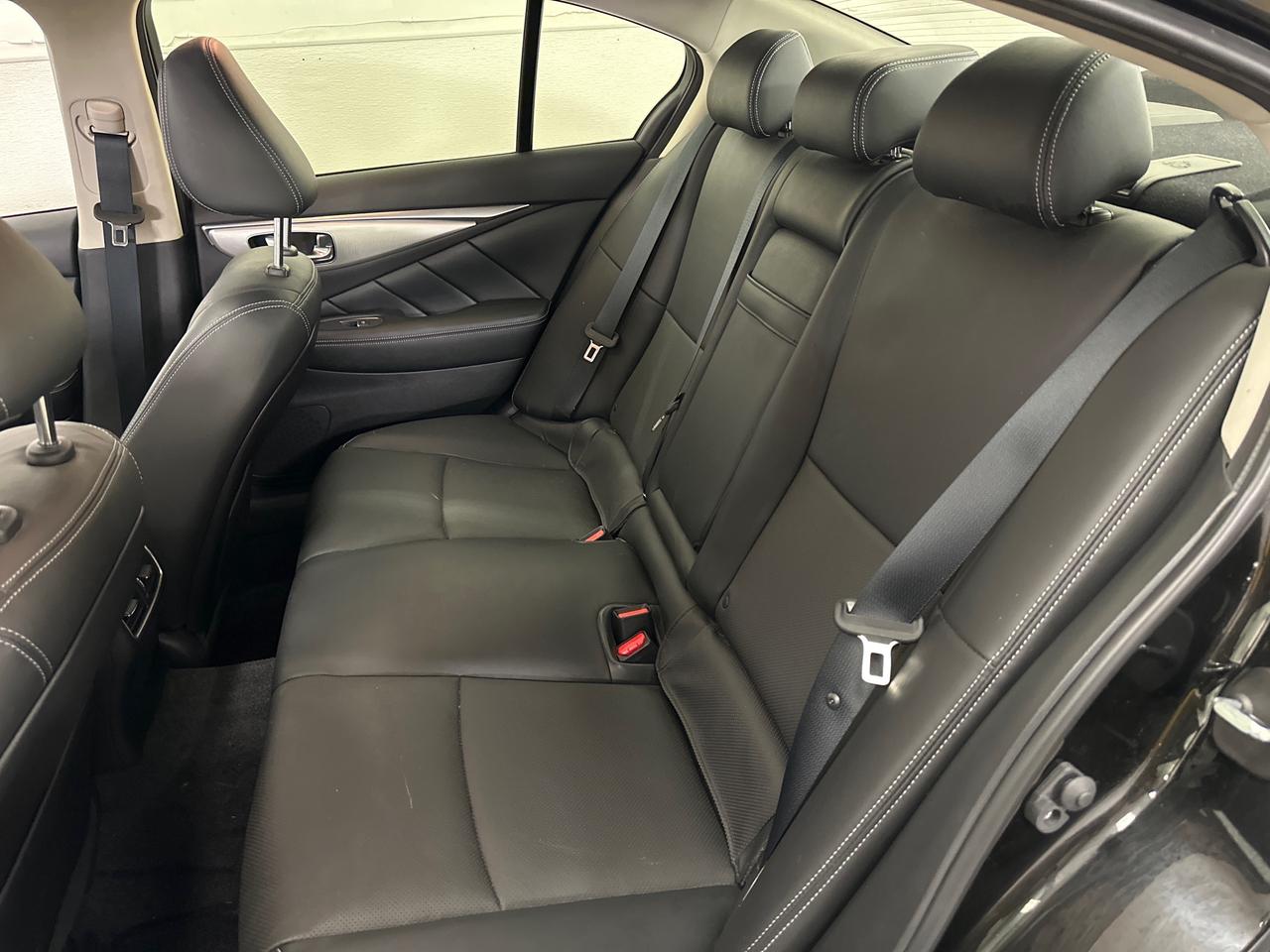 2024 Infiniti Q50 Luxe LUXE/AWD/LEATHER/ROOF/NAVI/28KM/OFF 1 OWNER LEASE! Photo