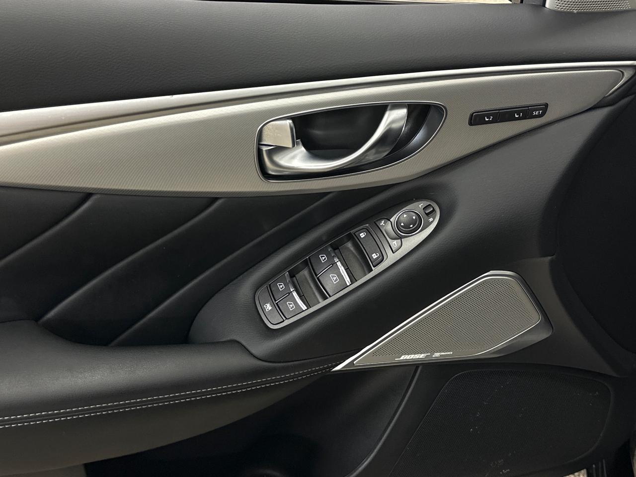 2024 Infiniti Q50 Luxe LUXE/AWD/LEATHER/ROOF/NAVI/28KM/OFF 1 OWNER LEASE! Photo