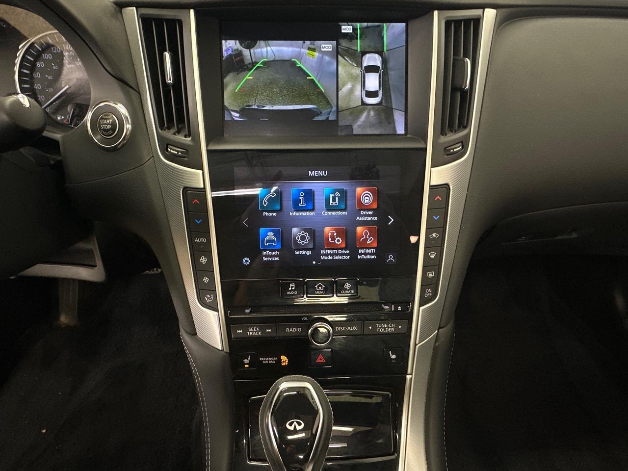 2024 Infiniti Q50 Luxe LUXE/AWD/LEATHER/ROOF/NAVI/28KM/OFF 1 OWNER LEASE! Photo