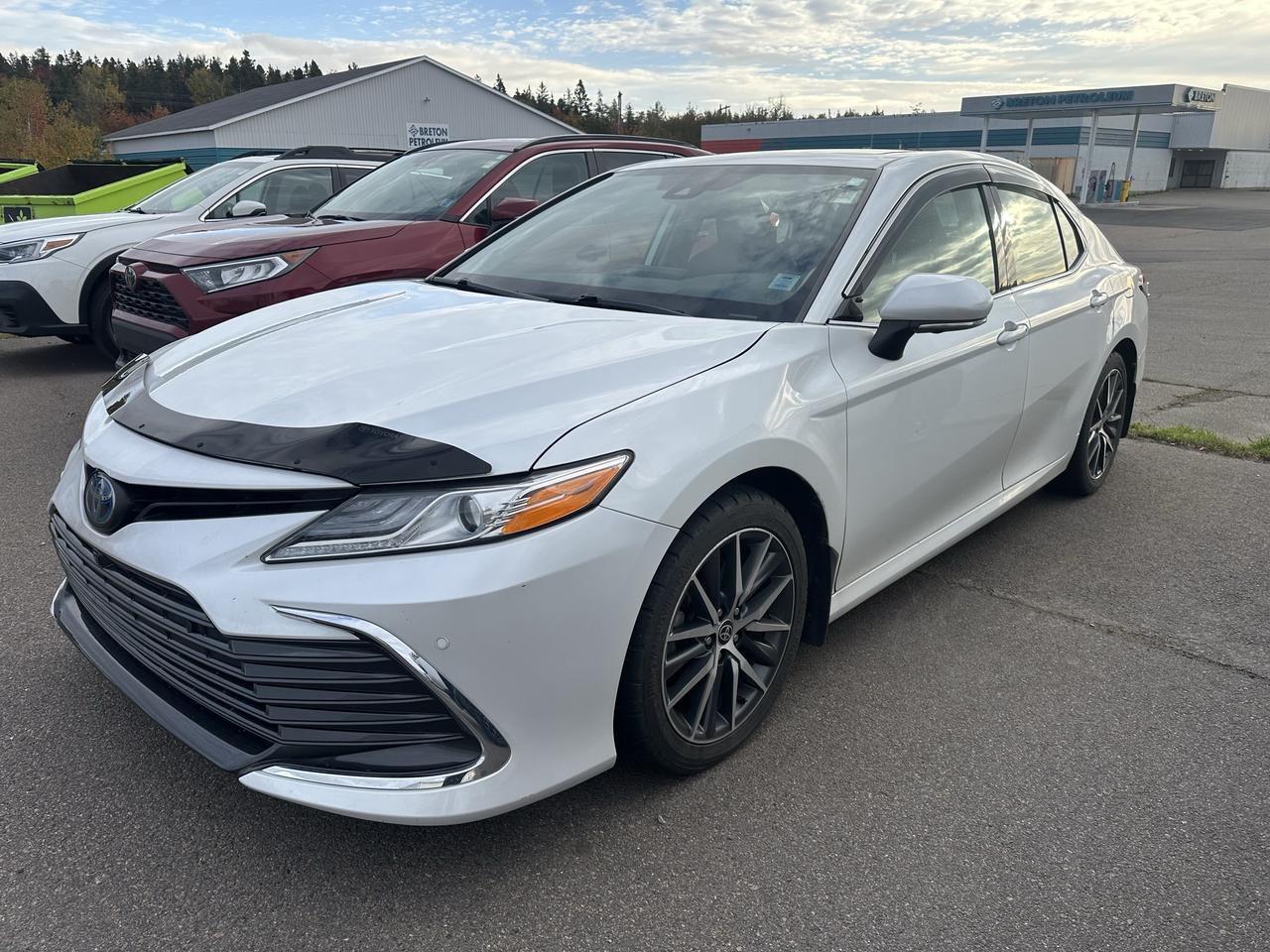 2023 Toyota Camry HYBRID XLE Photo0