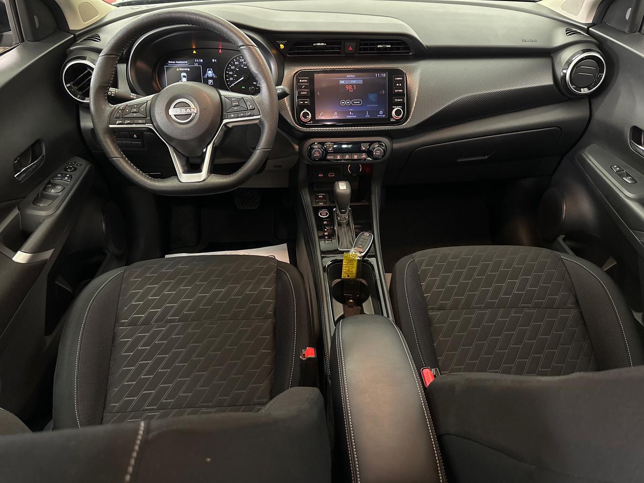2024 Nissan Kicks SV/AUTO/AC/POWER GROUP/ALLOYS/16KM! Photo