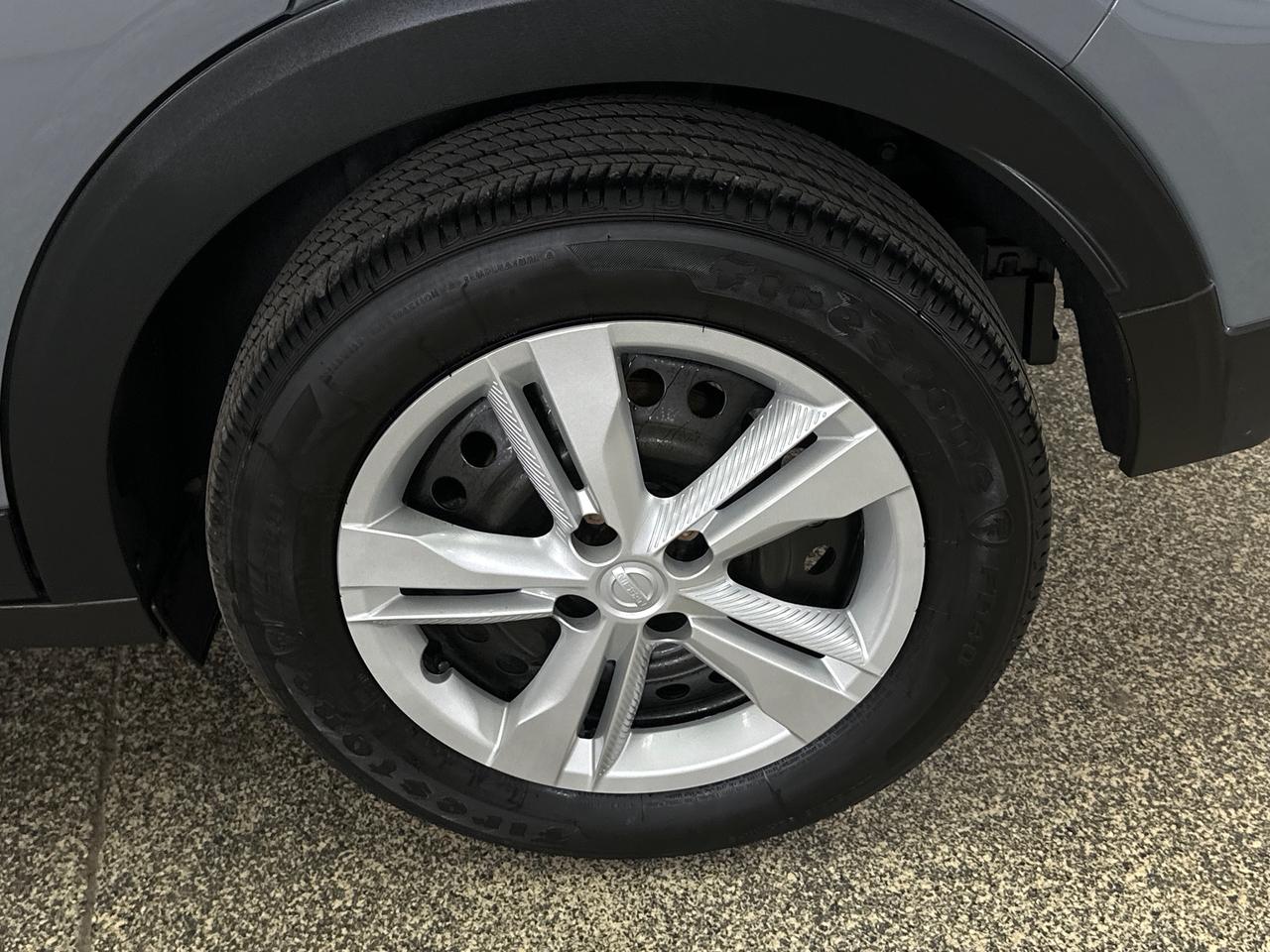2024 Nissan Kicks S/16KM/AUTO/AC/POWER GROUP/OFF NISSAN LEASE! Photo