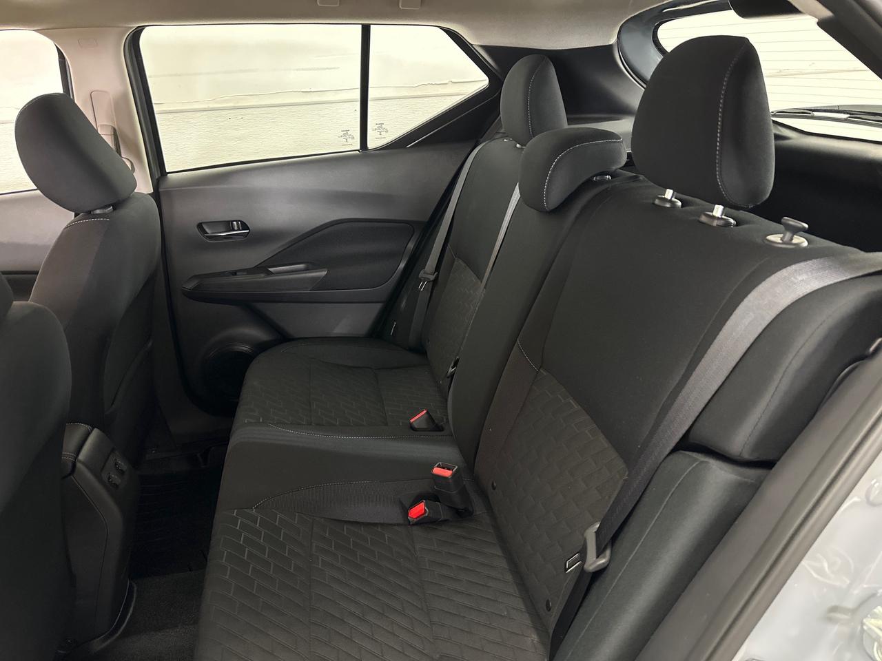 2024 Nissan Kicks SV/11500KM/OFF 1 OWNER NISSAN LEASE! Photo