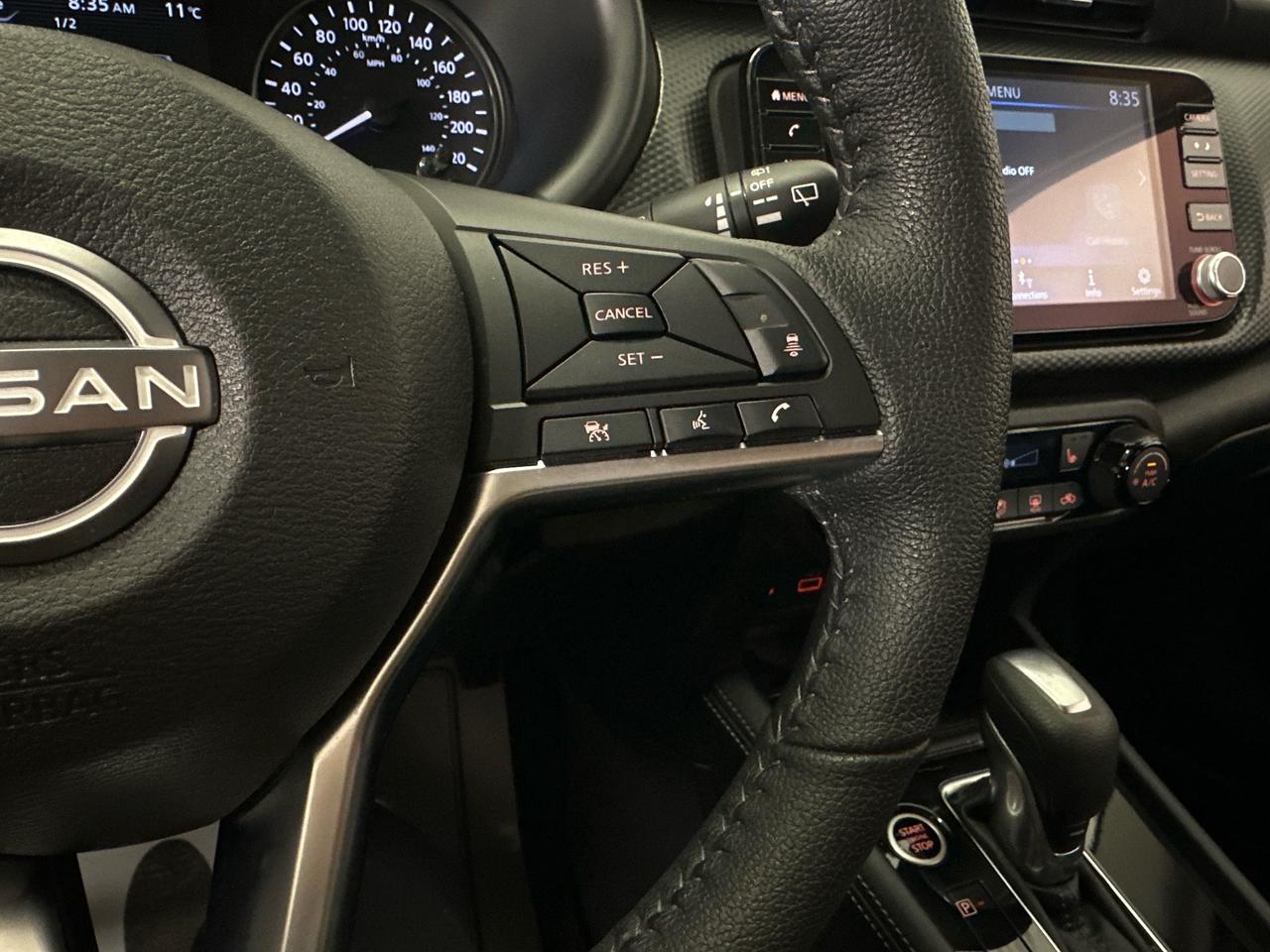 2024 Nissan Kicks SV/11500KM/OFF 1 OWNER NISSAN LEASE! Photo