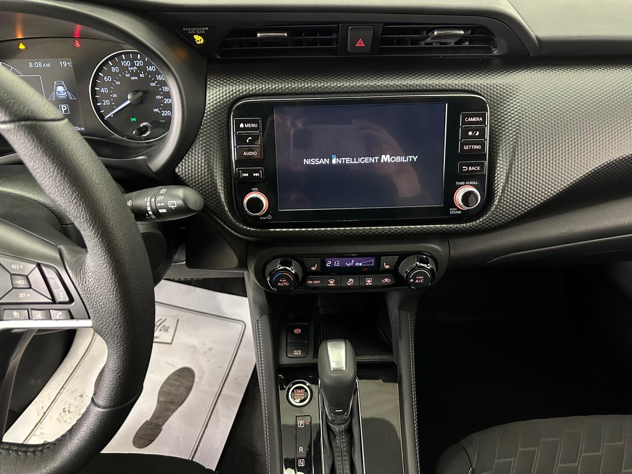 2024 Nissan Kicks SV/11KM/OFF 1 OWNER LEASE! Photo