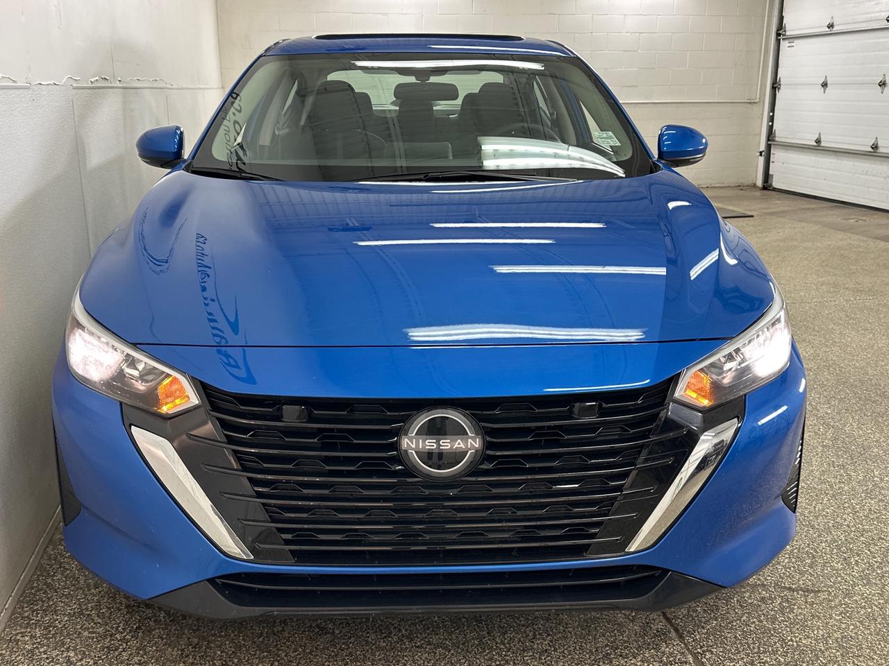 2024 Nissan Sentra SV/SUNROOF/21500KM/AUTO/OFF 1 OWNER NISSAN LEASE! Photo
