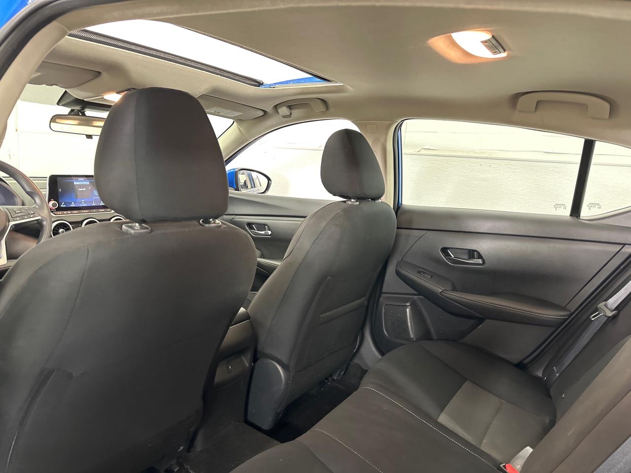2024 Nissan Sentra SV/SUNROOF/21500KM/AUTO/OFF 1 OWNER NISSAN LEASE! Photo