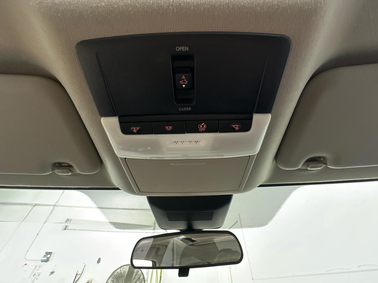 2024 Nissan Sentra SV/SUNROOF/21500KM/AUTO/OFF 1 OWNER NISSAN LEASE! Photo